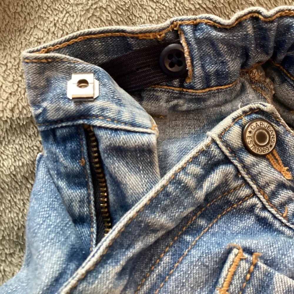 GAP Girl Distressed Flare Jeans Size 6 Slim Flower Adjustable